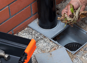 The Top 5 Signs You Need Emergency Drain Unblocking